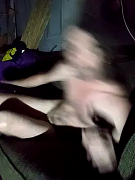 straightozgoesdwn online show from 12-18-25, 08:59