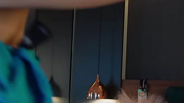 EmilyTrix online show from 01-12-26, 09:14