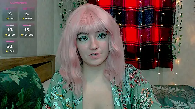 Snapshot of MagicPink chatting on 02-04-26, 11:38 MagicPink online show from 02-04-26, 11:38