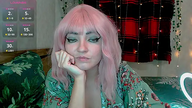 Snapshot of MagicPink chatting on 02-07-26, 12:53 MagicPink online show from 02-07-26, 12:53