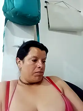 Hanna Kieran online show from 10-13-25, 12:27