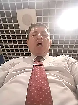 Snapshot of BigCristh79 chatting on 10-03-25, 01:57 BigCristh79 online show from 10-03-25, 01:57