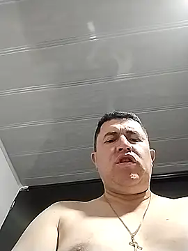 Snapshot of BigCristh79 chatting on 10-14-25, 02:51 BigCristh79 online show from 10-14-25, 02:51