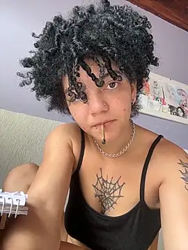 CamillyBlum online show from 11-20-25, 04:07