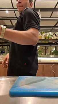 Snapshot of RobinLenoxx chatting on 11-13-25, 12:09 RobinLenoxx online show from 11-13-25, 12:09