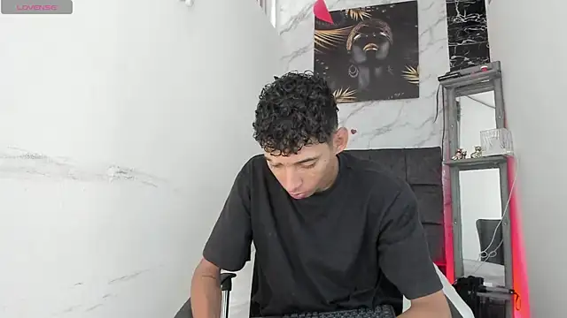 afrodita n ares online show from 11-17-25, 07:19