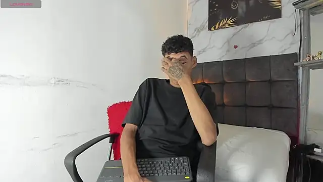 afrodita n ares online show from 11-21-25, 07:23