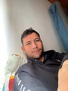 Michaell Spinelly online show from 10-25-25, 02:24