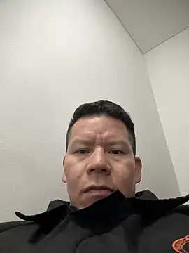 Snapshot of Manu0586 chatting on 10-16-25, 07:20 Manu0586 online show from 10-16-25, 07:20