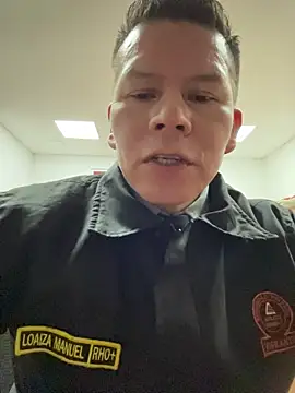 Snapshot of Manu0586 chatting on 10-17-25, 02:15 Manu0586 online show from 10-17-25, 02:15