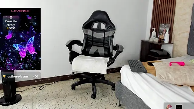 Cailinmilf online show from 09-12-25, 08:31