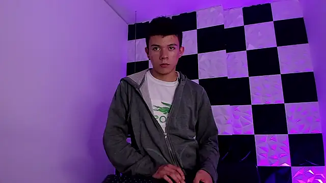 AndyFame1 online show from 10-11-25, 07:01