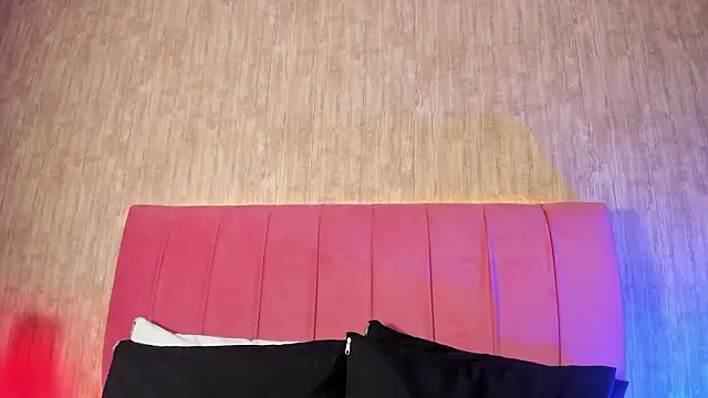 Kendra kobein online show from 02-25-26, 08:07