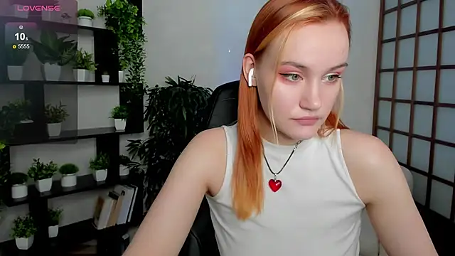 Ida FaneStain online show from 10-12-25, 02:32