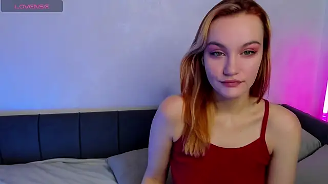 Ida FaneStain online show from 10-15-25, 02:44