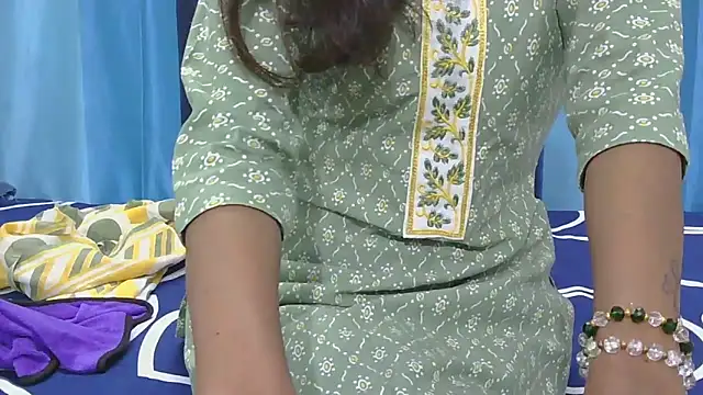 Aarti misty71 online show from 11-20-25, 05:18