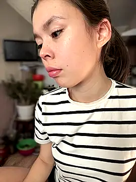 Snapshot of Idnkjustadeline chatting on 09-16-25, 08:48 Idnkjustadeline online show from 09-16-25, 08:48