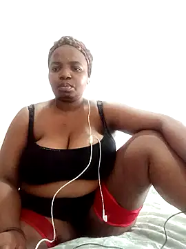 Snapshot of ShySexyBaddiexx chatting on 10-14-25, 12:50 ShySexyBaddiexx online show from 10-14-25, 12:50