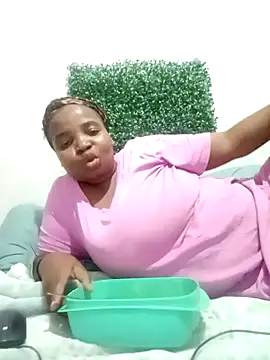 Snapshot of ShySexyBaddiexx chatting on 10-15-25, 08:42 ShySexyBaddiexx online show from 10-15-25, 08:42