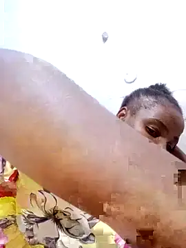 Snapshot of ShySexyBaddiexx chatting on 10-26-25, 01:55 ShySexyBaddiexx online show from 10-26-25, 01:55