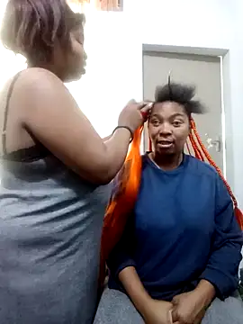 Snapshot of ShySexyBaddiexx chatting on 11-19-25, 08:14 ShySexyBaddiexx online show from 11-19-25, 08:14