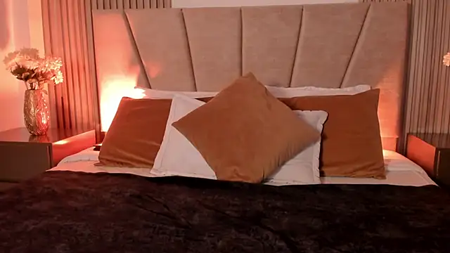 Victoria Beaumont online show from 10-18-25, 11:55