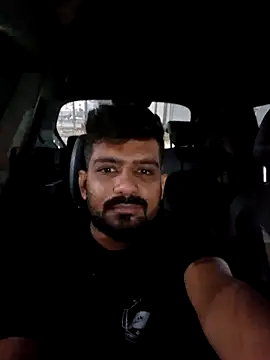 Snapshot of Vince-18 chatting on 10-27-25, 02:54 Vince-18 online show from 10-27-25, 02:54