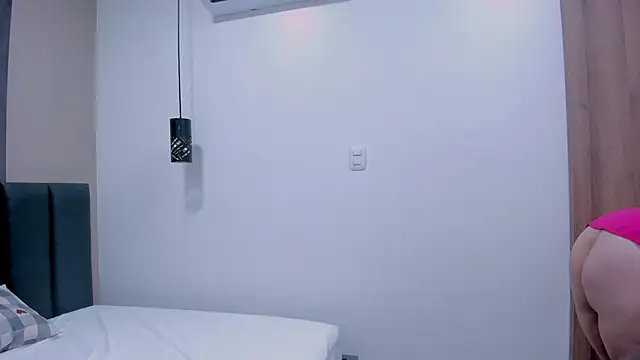 JenaCooper  online show from 10-12-25, 02:27