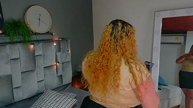 JenaCooper  online show from 12-04-25, 07:33