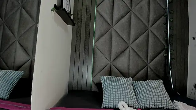 JenaCooper  online show from 12-19-25, 07:54