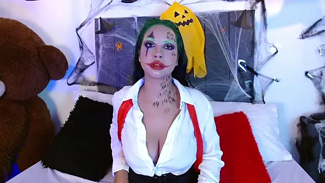 Emadelacroix online show from 10-04-25, 07:01