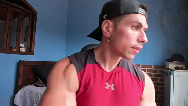 Snapshot of justinkarter chatting on 11-07-25, 05:57 justinkarter online show from 11-07-25, 05:57