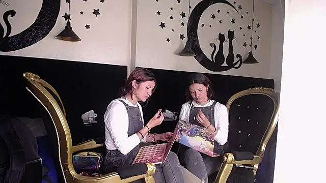 Lola Vecassalt online show from 09-26-25, 08:46