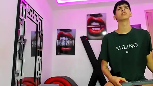 TWINKS FRIENDS online show from 10-19-25, 07:20