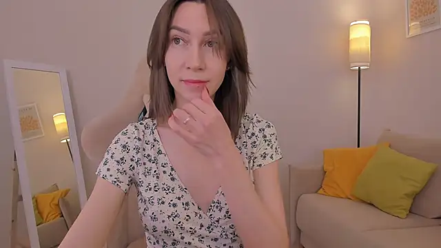 Snapshot of GoodGlamorGirl chatting on 02-11-26, 04:17 GoodGlamorGirl online show from 02-11-26, 04:17