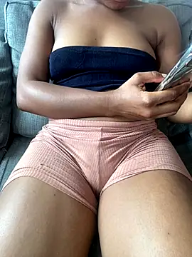 PrettyNina77 online show from 10-19-25, 12:28