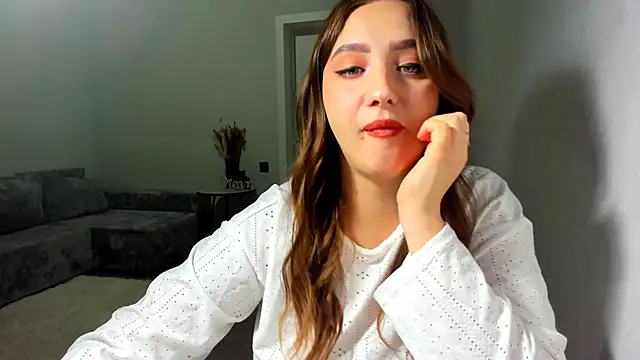 Snapshot of Wise_Bunny chatting on 01-14-26, 06:35 Wise Bunny online show from 01-14-26, 06:35