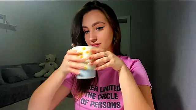 Snapshot of Wise_Bunny chatting on 03-02-26, 01:07 Wise Bunny online show from 03-02-26, 01:07