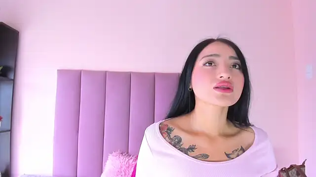 violet myerrs online show from 11-17-25, 01:17