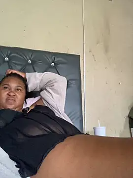 Snapshot of ChubbyAssyiyer chatting on 11-05-25, 06:02 ChubbyAssyiyer online show from 11-05-25, 06:02