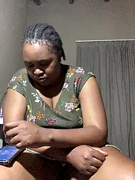 Snapshot of ChubbyAssyiyer chatting on 11-09-25, 04:38 ChubbyAssyiyer online show from 11-09-25, 04:38