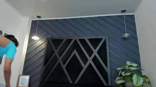 zoe martins  online show from 11-12-25, 05:13