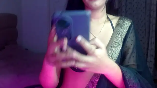 Snapshot of Mini_Meera chatting on 11-10-25, 12:59 Mini Meera online show from 11-10-25, 12:59