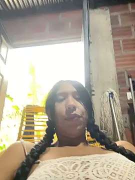 Snapshot of latin_girls_69_ chatting on 10-17-25, 09:39 latin girls 69  online show from 10-17-25, 09:39