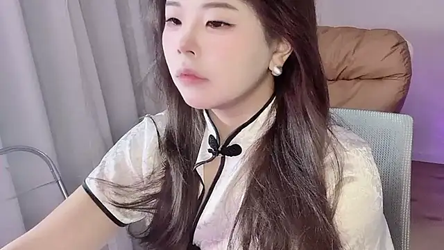 xiaotanbaby online show from 11-11-25, 04:40