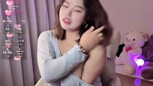 Snapshot of xiaotanbaby chatting on 03-04-26, 12:44 xiaotanbaby online show from 03-04-26, 12:44