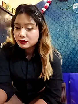 alexa cam44 online show from 10-22-25, 08:30