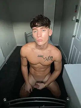 naughtyboy0124 online show from 10-28-25, 04:20