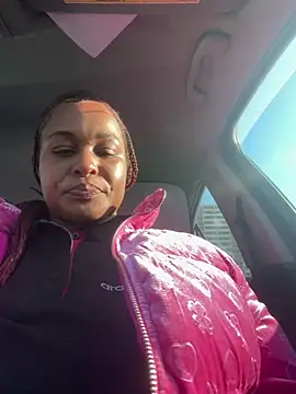 Snapshot of yummy0322 chatting on 02-04-26, 02:45 yummy0322 online show from 02-04-26, 02:45