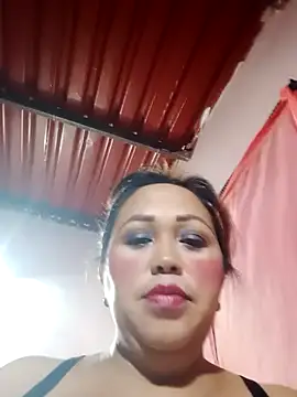 Snapshot of shaktisub_ chatting on 11-11-25, 12:32 shaktisub online show from 11-11-25, 12:32